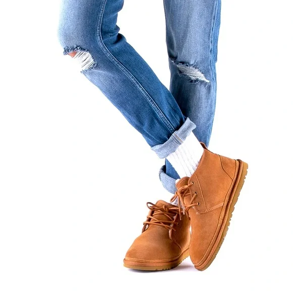 UGG Neumel Boot - Picture 2 of 15